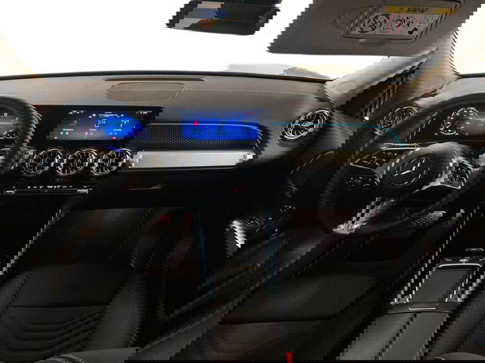 Mercedes-Benz GLB usata a Milano (9)