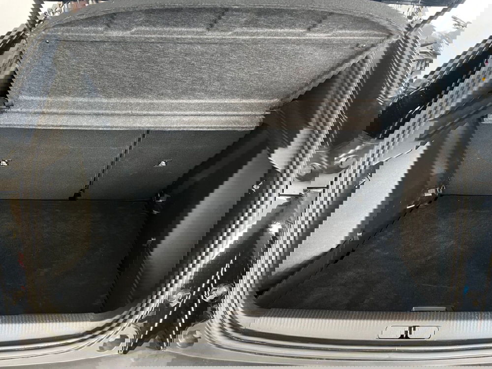 Peugeot 2008 usata a Bari (11)