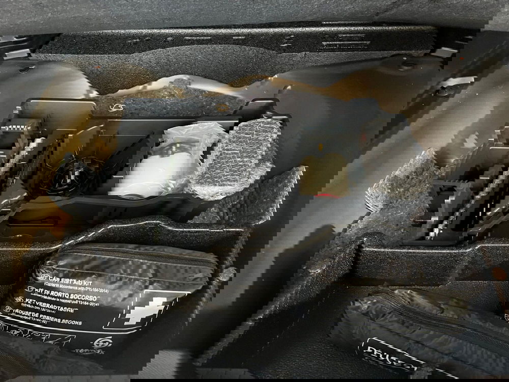 Peugeot 2008 usata a Bari (12)