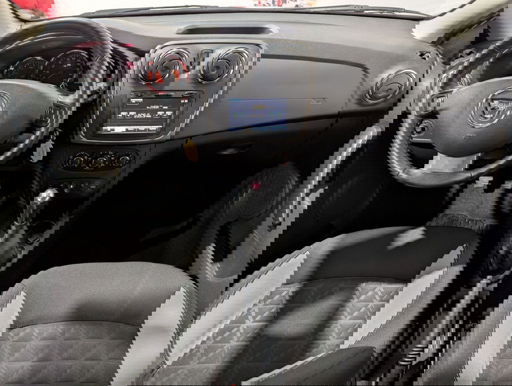 Dacia Sandero usata a Trento (8)