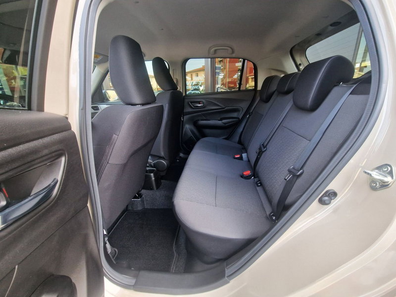 Suzuki Swift nuova a Milano (7)