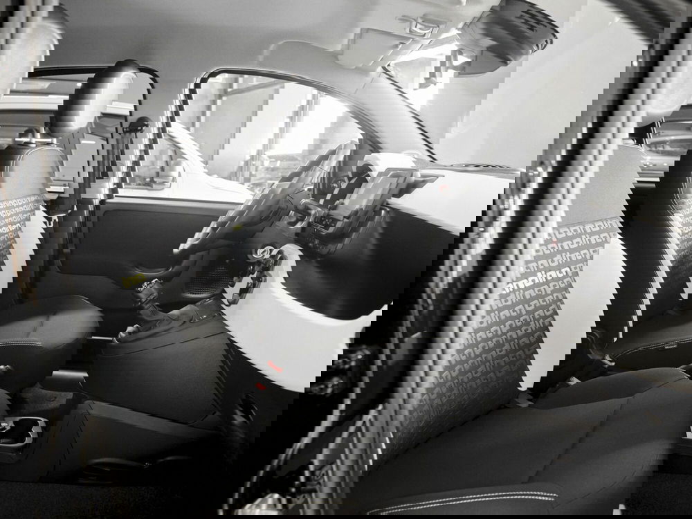 Fiat Panda Cross nuova a Prato (8)