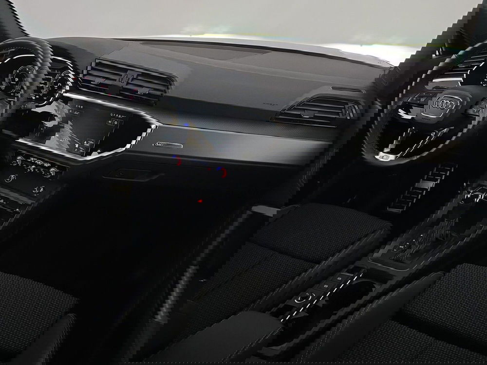 Audi Q3 Sportback usata a Alessandria (13)