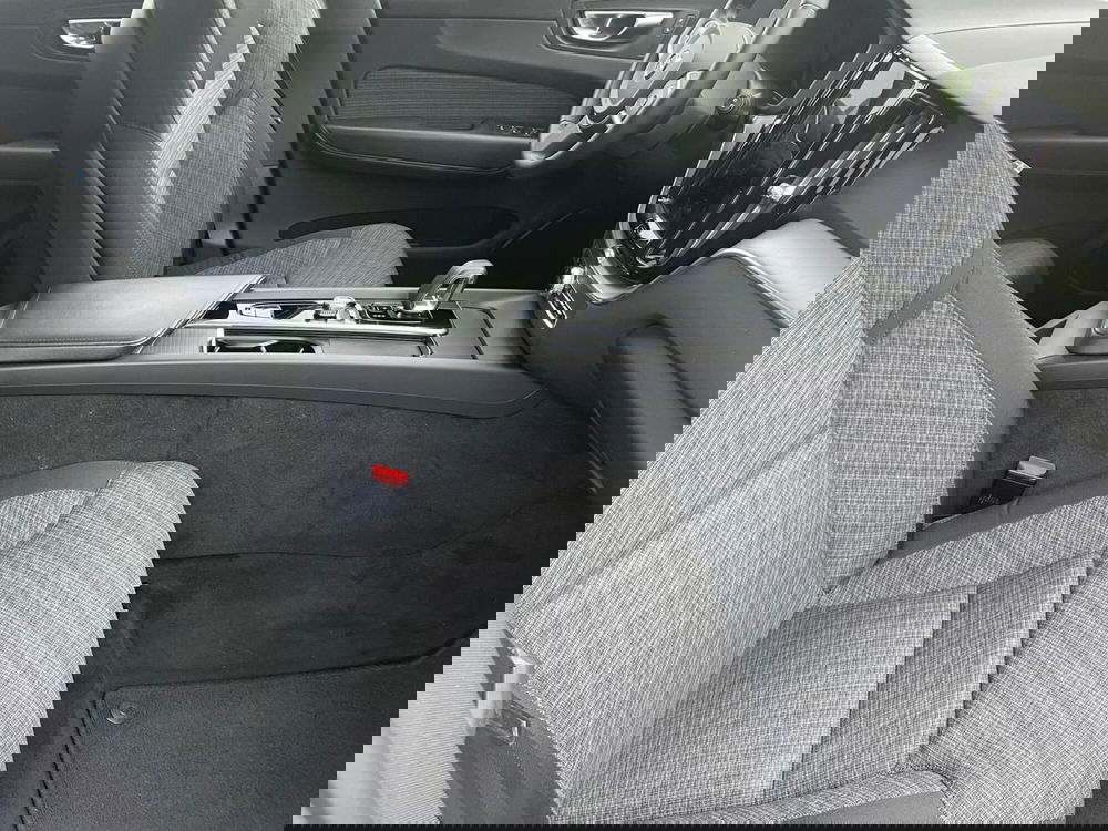 Volvo XC60 usata a Prato (11)