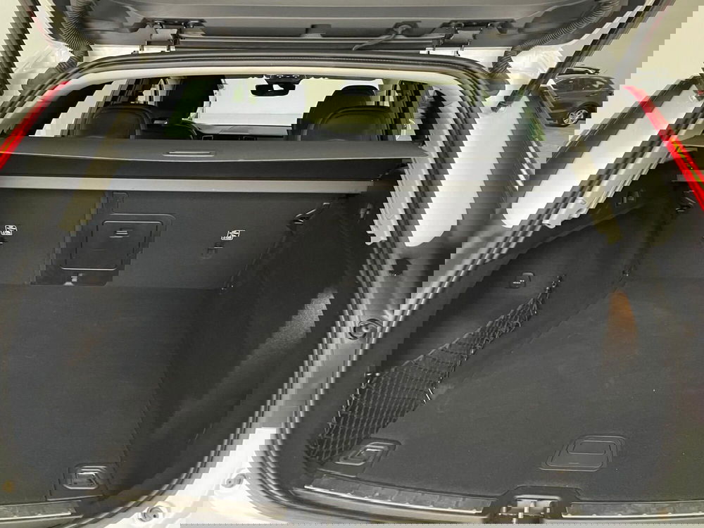 Volvo XC60 usata a Prato (13)