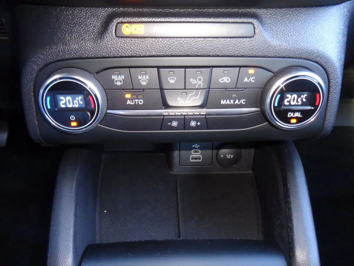 Ford Focus usata a Treviso (16)