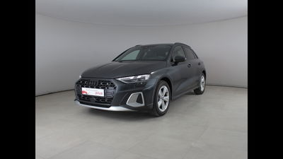 Audi A3 allstreet 2.0 tdi Business 150cv s-tronic del 2024 usata a Palermo
