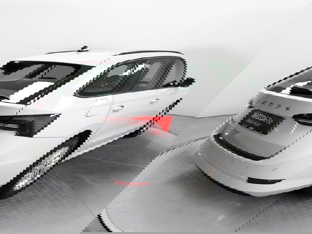 Skoda Octavia Station Wagon usata a Varese (6)