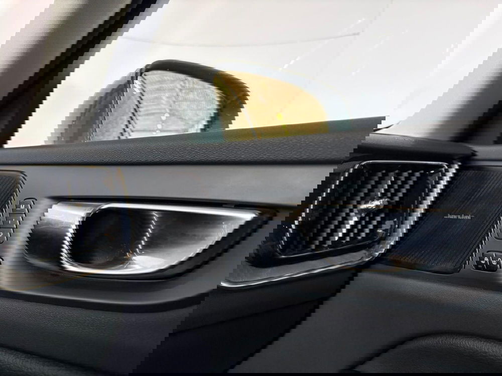 Volvo V60 Cross Country usata a Monza e Brianza (14)