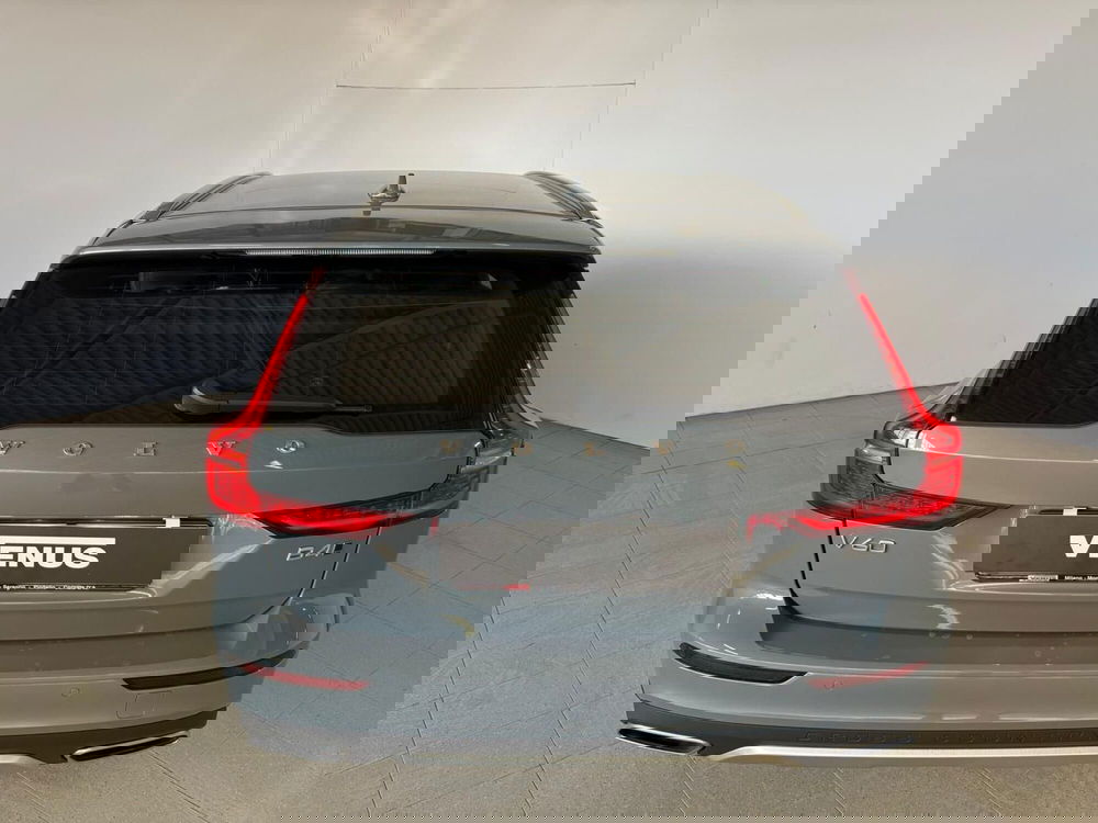 Volvo V60 Cross Country usata a Monza e Brianza (5)
