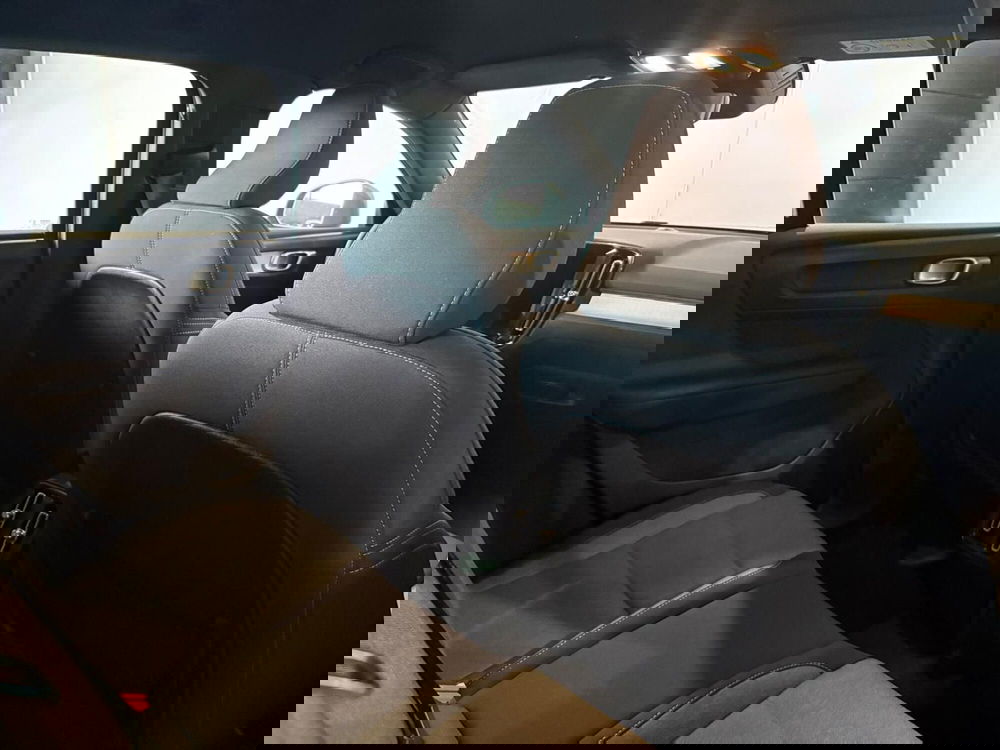 Volvo XC40 usata a Monza e Brianza (15)