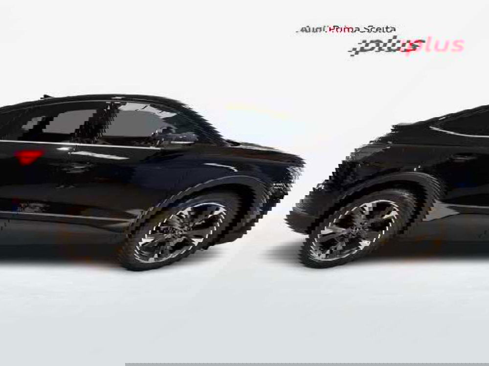 Audi Q4 Sportback nuova a Prato (12)