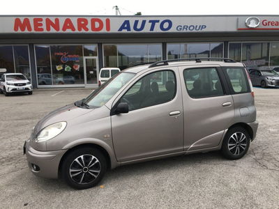 Toyota Yaris 1.3i 16V cat Sol &#039;03 del 2004 usata a Bernezzo