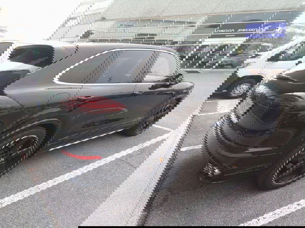 Porsche Cayenne usata a Rimini (5)