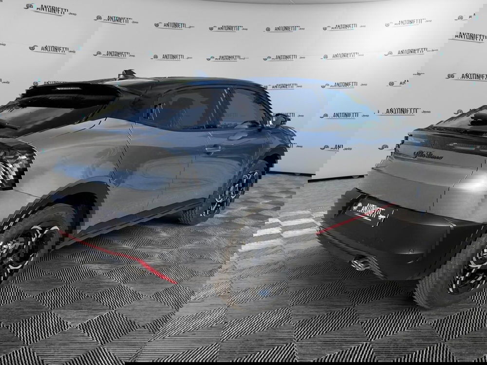 Alfa Romeo Junior nuova a Ancona (5)