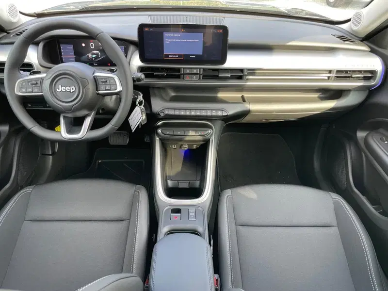 Jeep Avenger nuova a Ancona (12)