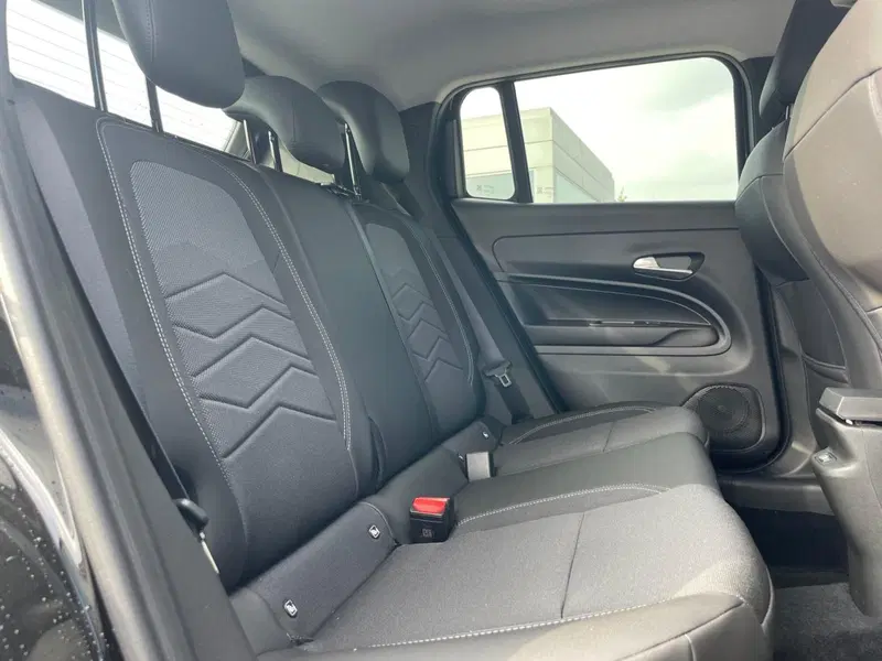 Jeep Avenger nuova a Ancona (19)