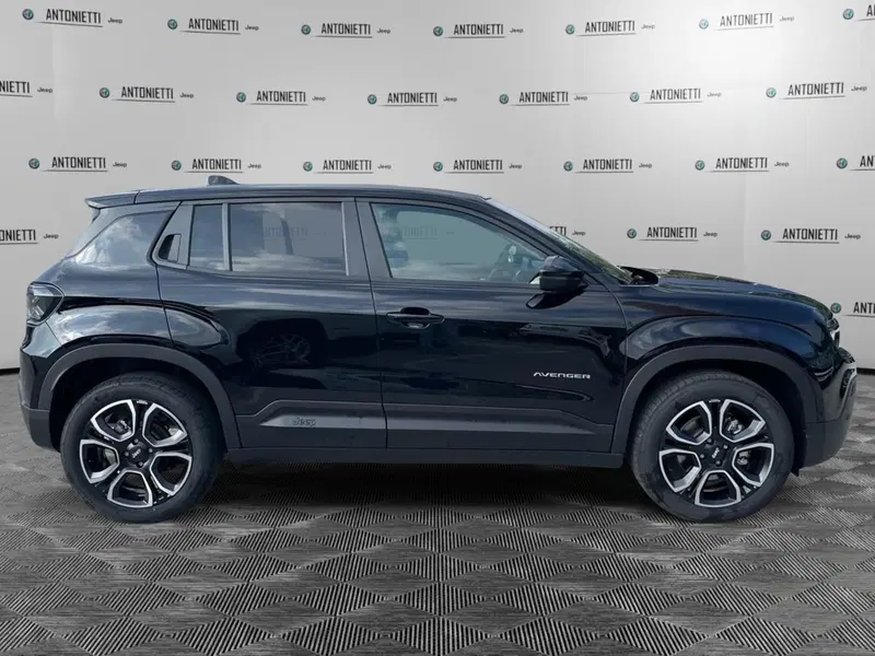 Jeep Avenger nuova a Ancona (4)