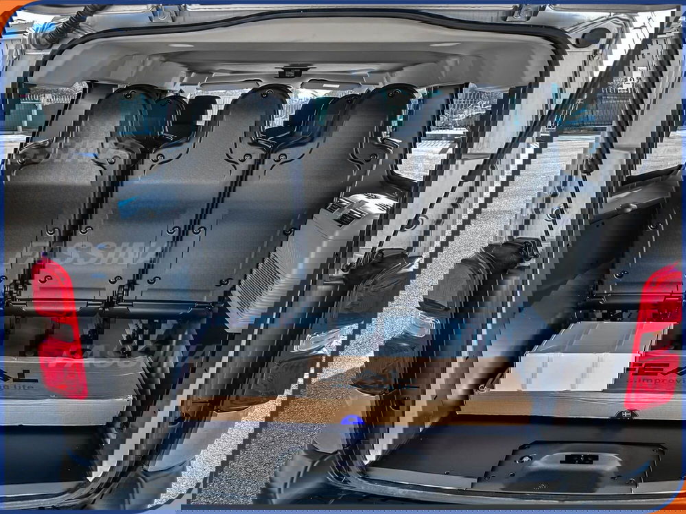 Fiat Scudo Furgone nuova a Milano (12)