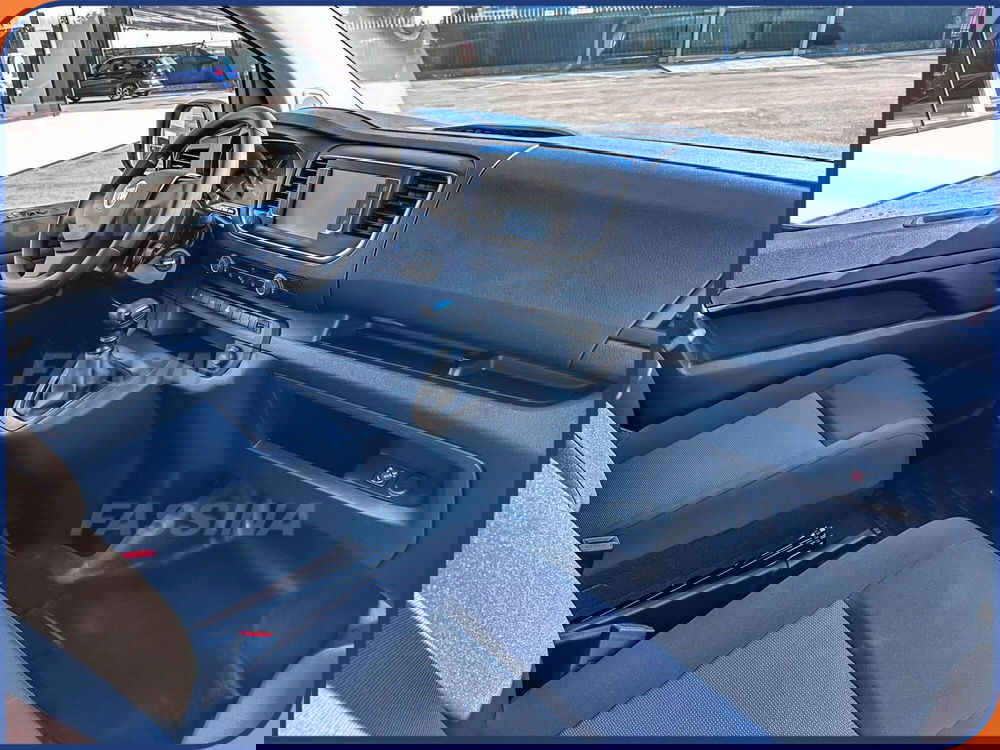 Fiat Scudo Furgone nuova a Milano (13)