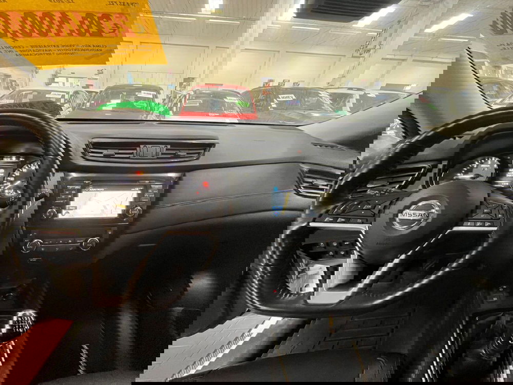 Nissan X-Trail usata a Lucca (13)