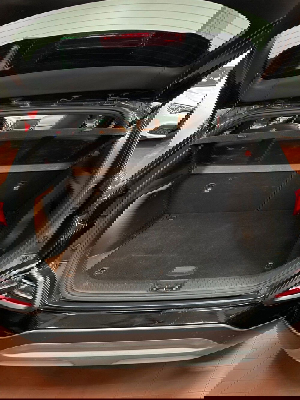 Hyundai Kona usata a Lucca (8)