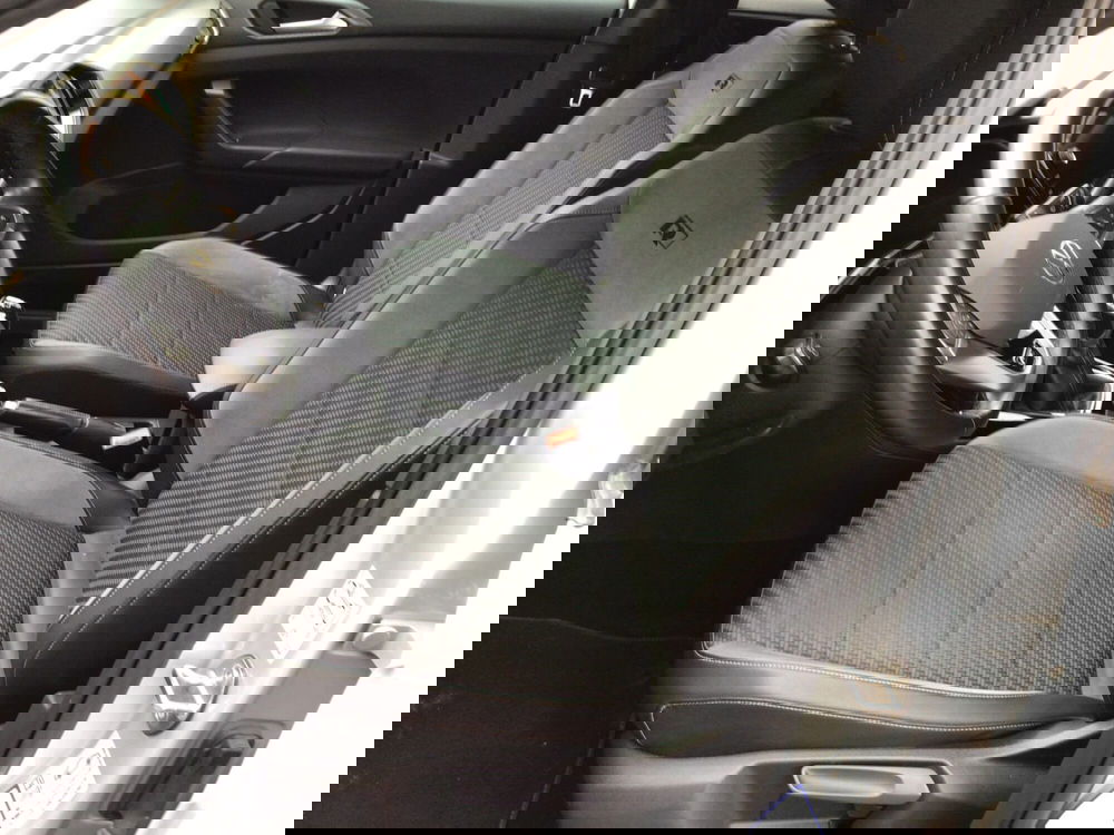 Volkswagen T-Cross usata a Genova (11)