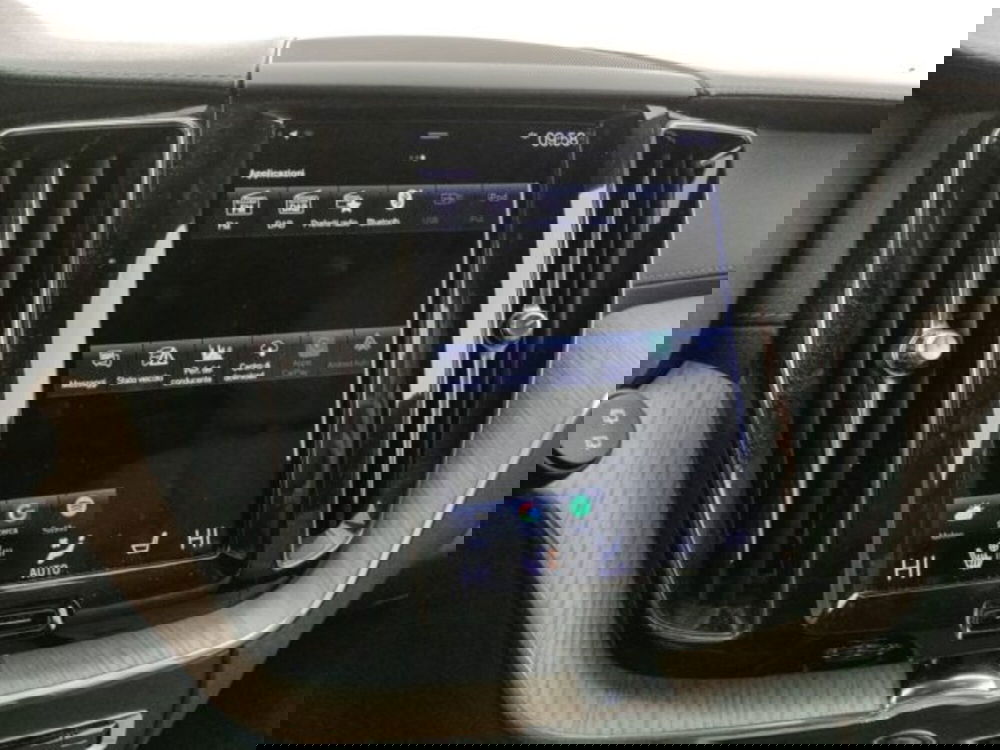 Volvo XC60 usata a Modena (13)