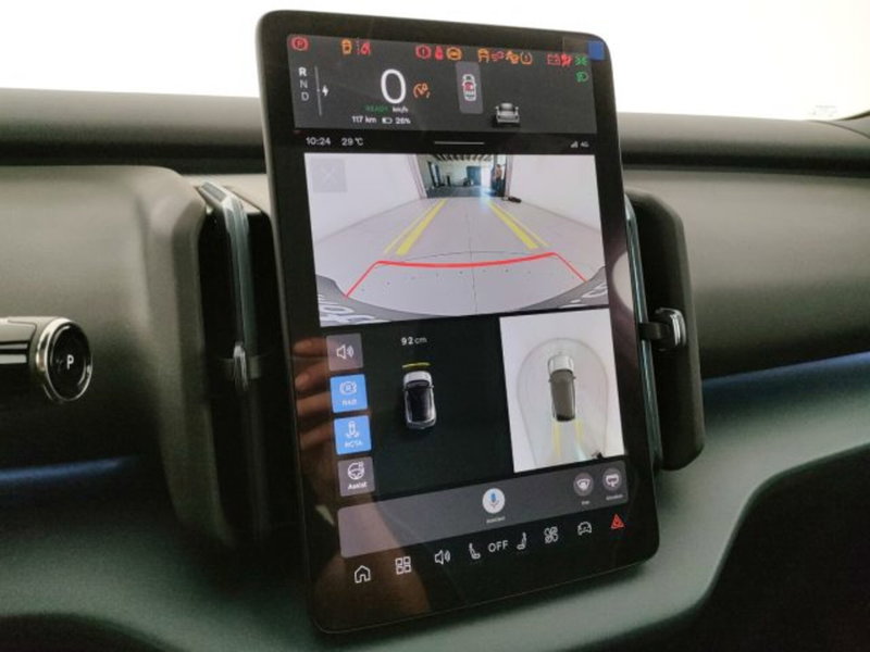 Volvo EX30 Cross Country nuova a Modena (13)