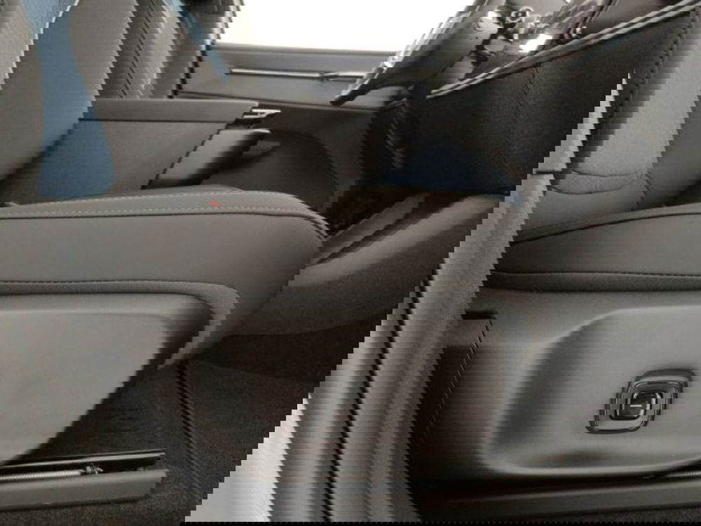 Volvo EX30 Cross Country nuova a Modena (20)