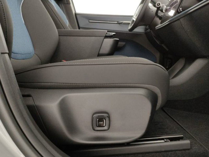 Volvo EX30 Cross Country nuova a Modena (20)