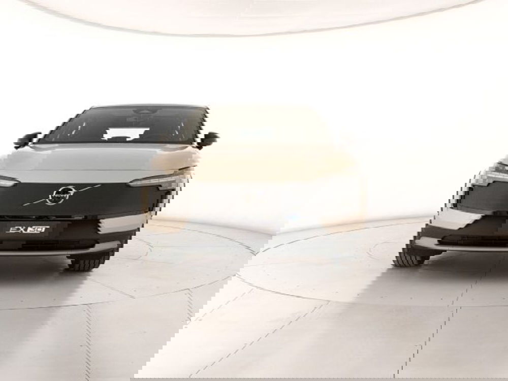 Volvo EX30 Cross Country nuova a Modena (7)