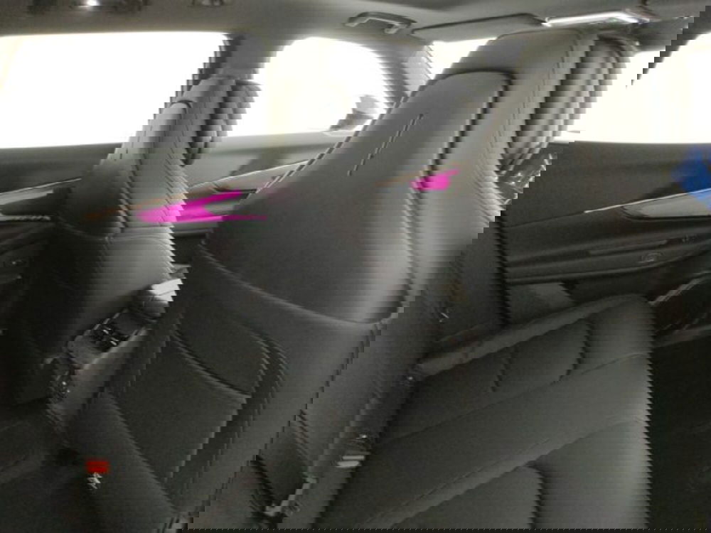 Lynk & Co 08 nuova a Modena (10)