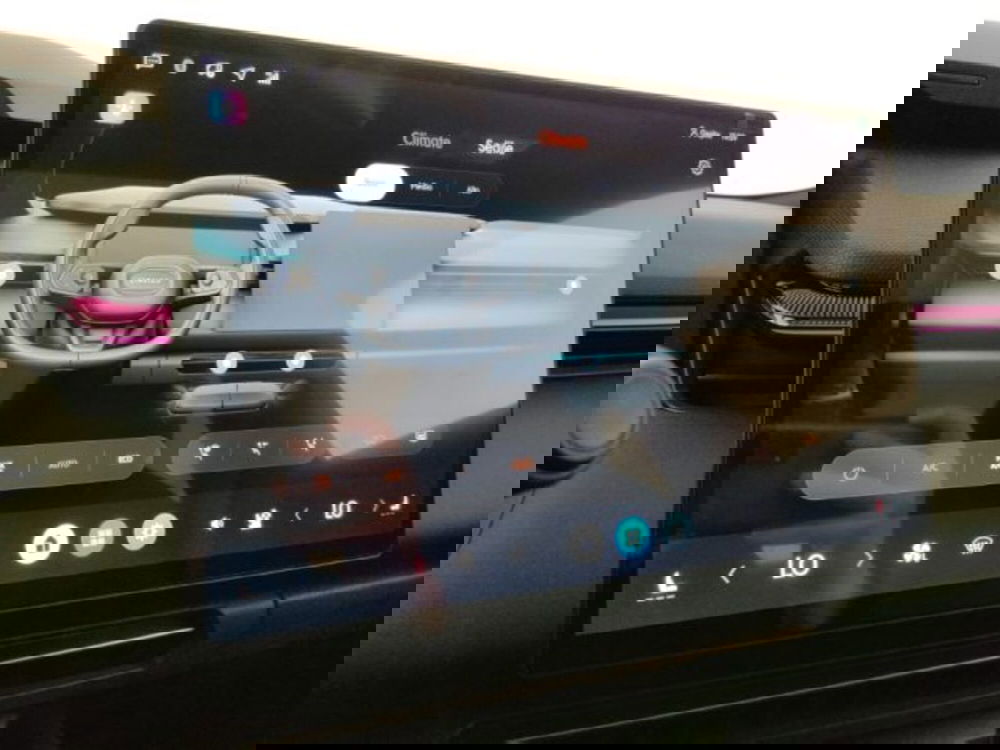 Lynk & Co 08 nuova a Modena (16)