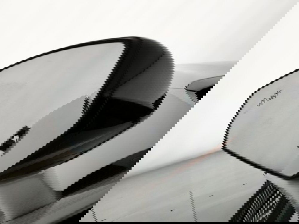 Lynk & Co 08 nuova a Modena (20)