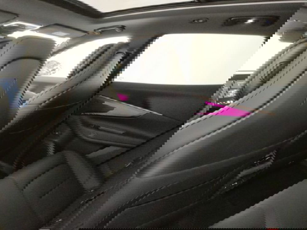 Lynk & Co 08 nuova a Modena (8)