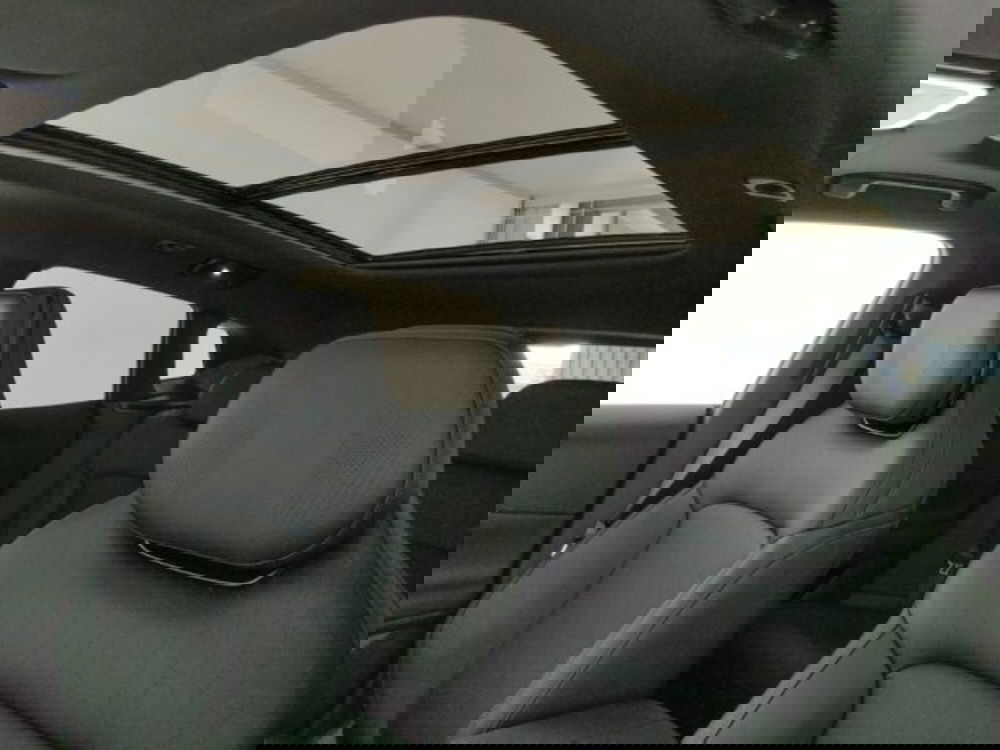 Lynk & Co 08 nuova a Modena (9)