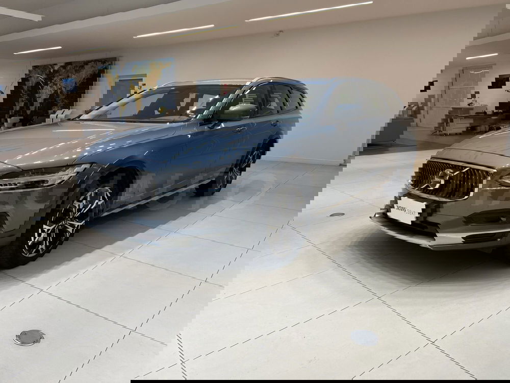 Volvo V90 Cross Country usata a Forlì-Cesena