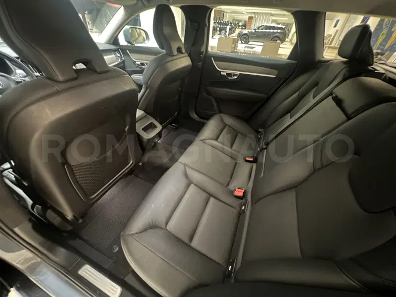 Volvo V90 Cross Country usata a Forlì-Cesena (17)