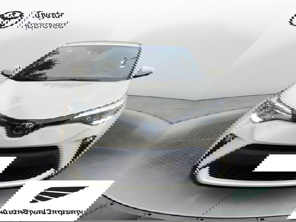 Toyota Toyota C-HR usata a Roma (9)