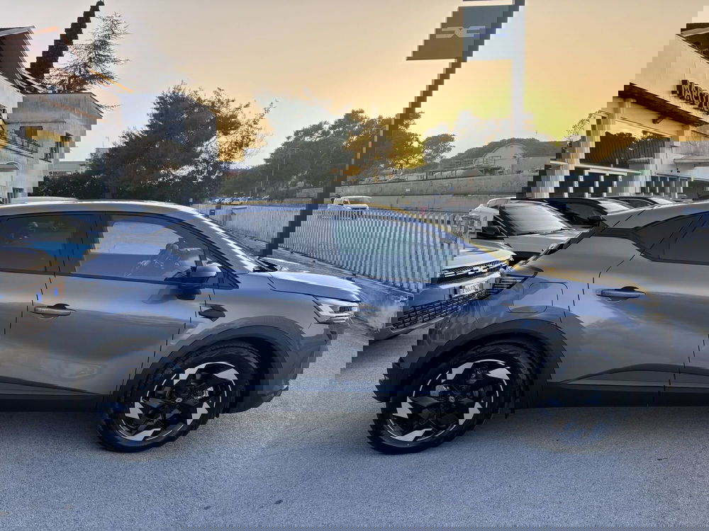 Renault Captur nuova a Ancona (4)