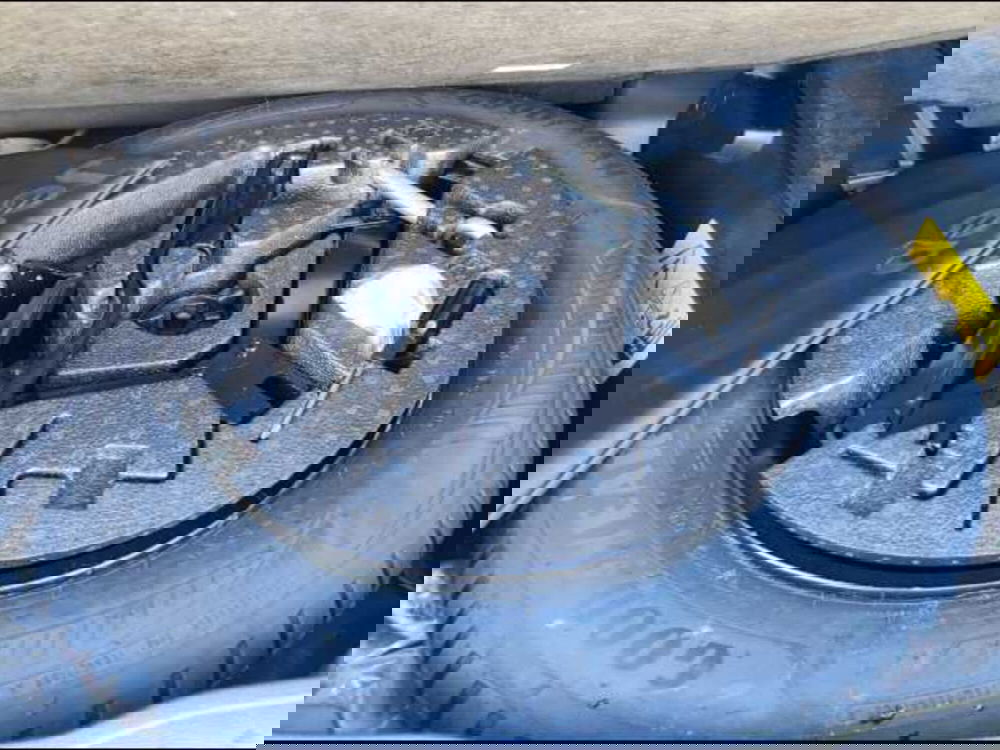 Jeep Renegade usata a Latina (9)