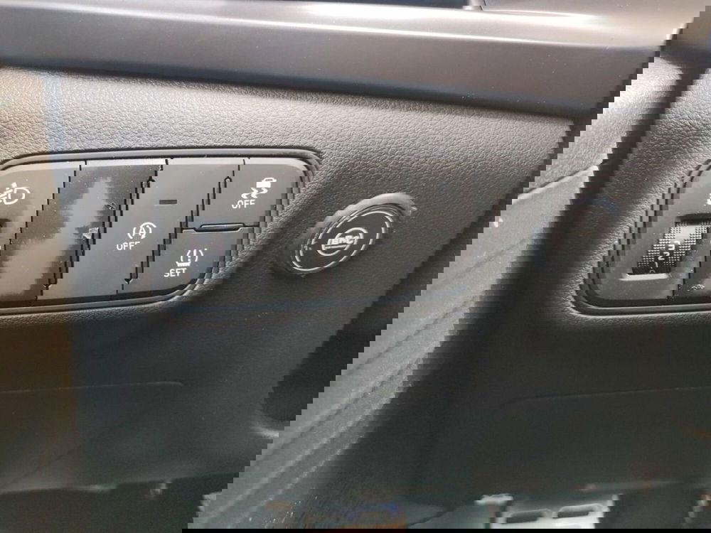 Hyundai Bayon nuova a Latina (16)