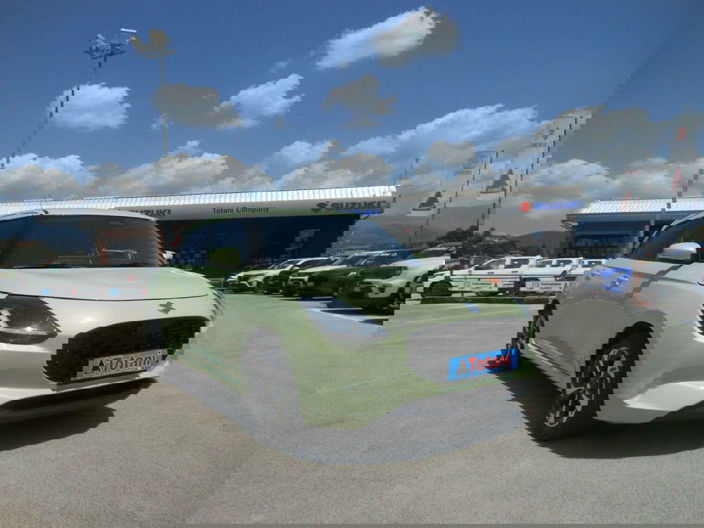 Suzuki Swift nuova a L'Aquila (3)