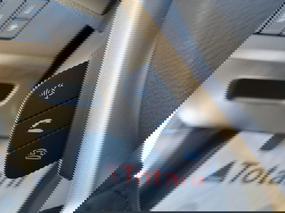 Suzuki Vitara nuova a L'Aquila (11)