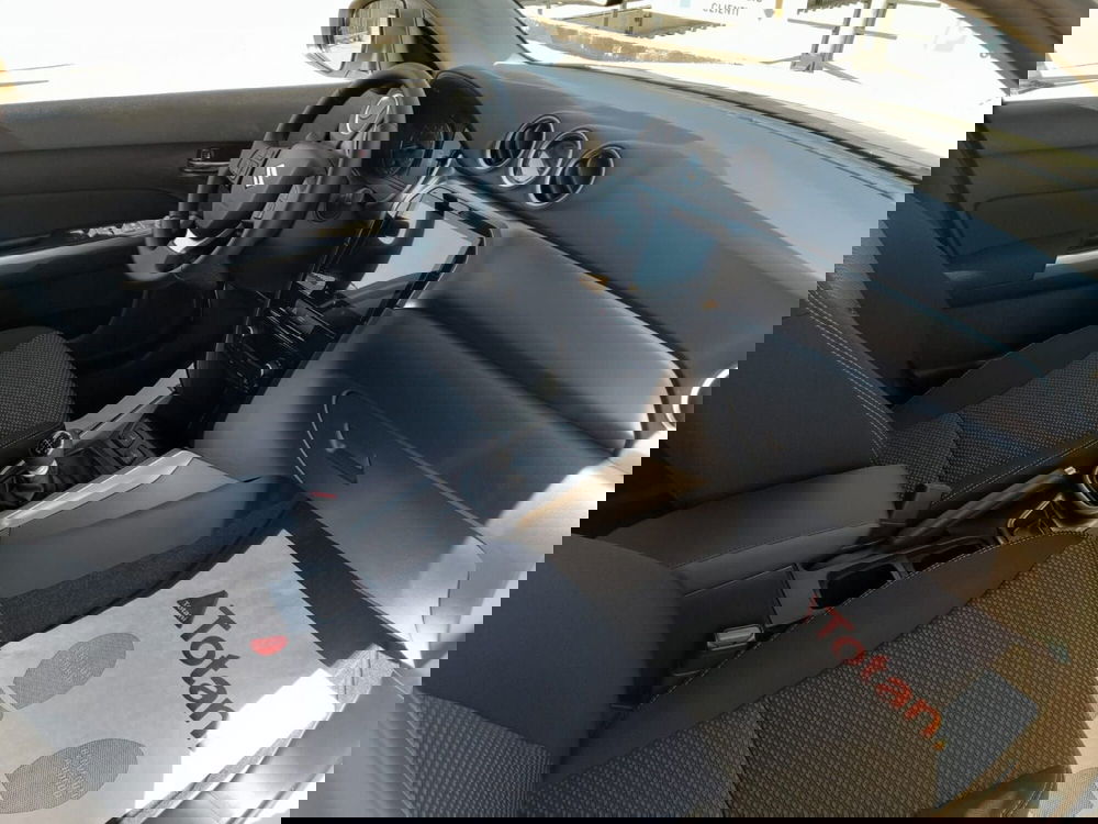 Suzuki Vitara nuova a L'Aquila (8)