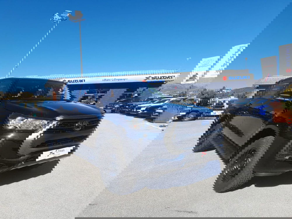 Toyota Hilux nuova a L'Aquila (18)