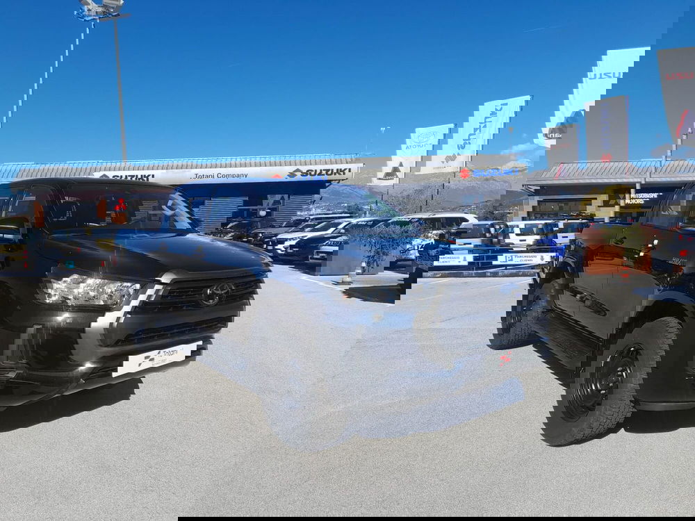 Toyota Hilux nuova a L'Aquila (19)