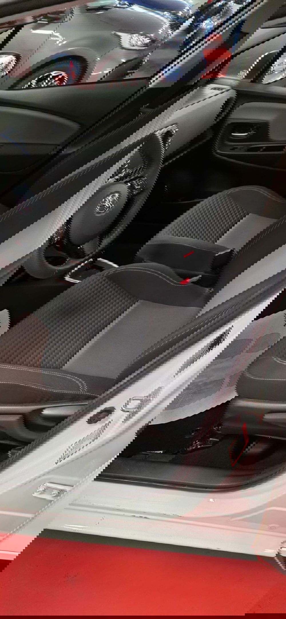 Toyota Yaris usata a Messina (7)