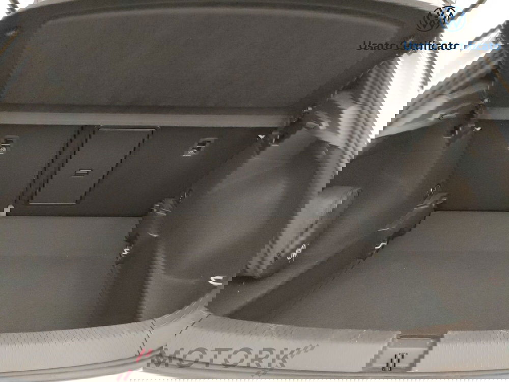 Volkswagen T-Roc usata a Varese (10)